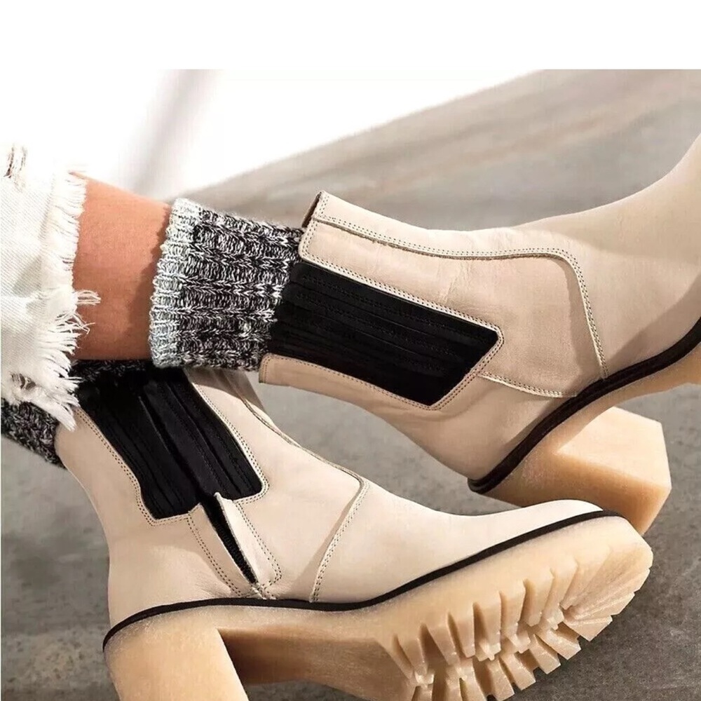 New FREE PEOPLE $188 James Chelsea Ankle Boot Leather Size 8.5 EU 39 New In box